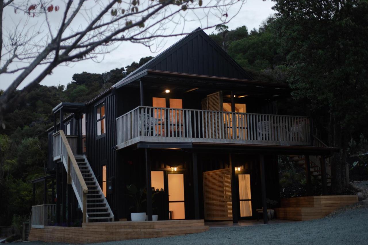 Tui & Nikau Cabins Aparthotel Mangawhai Exterior photo